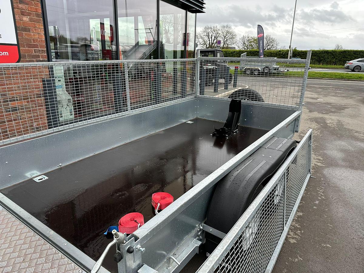 2026 Nugent General Purpose 10x5 2700kg with Mesh With Motorbike Mount