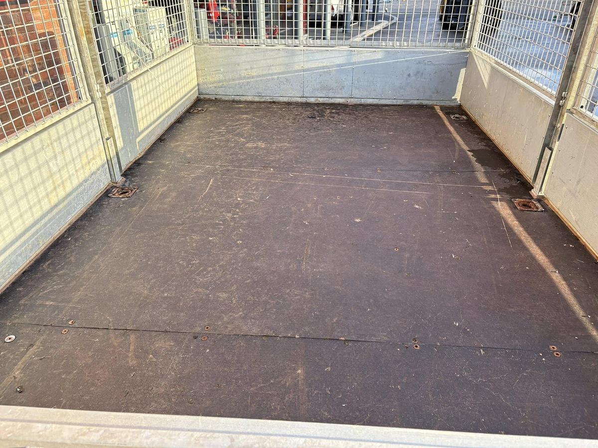 Used 2024 Ifor Williams LM106 WITH MESH