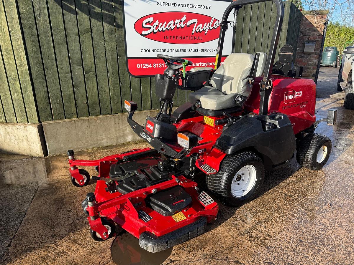Used Toro Groundmaster Out front rotary mower 3300