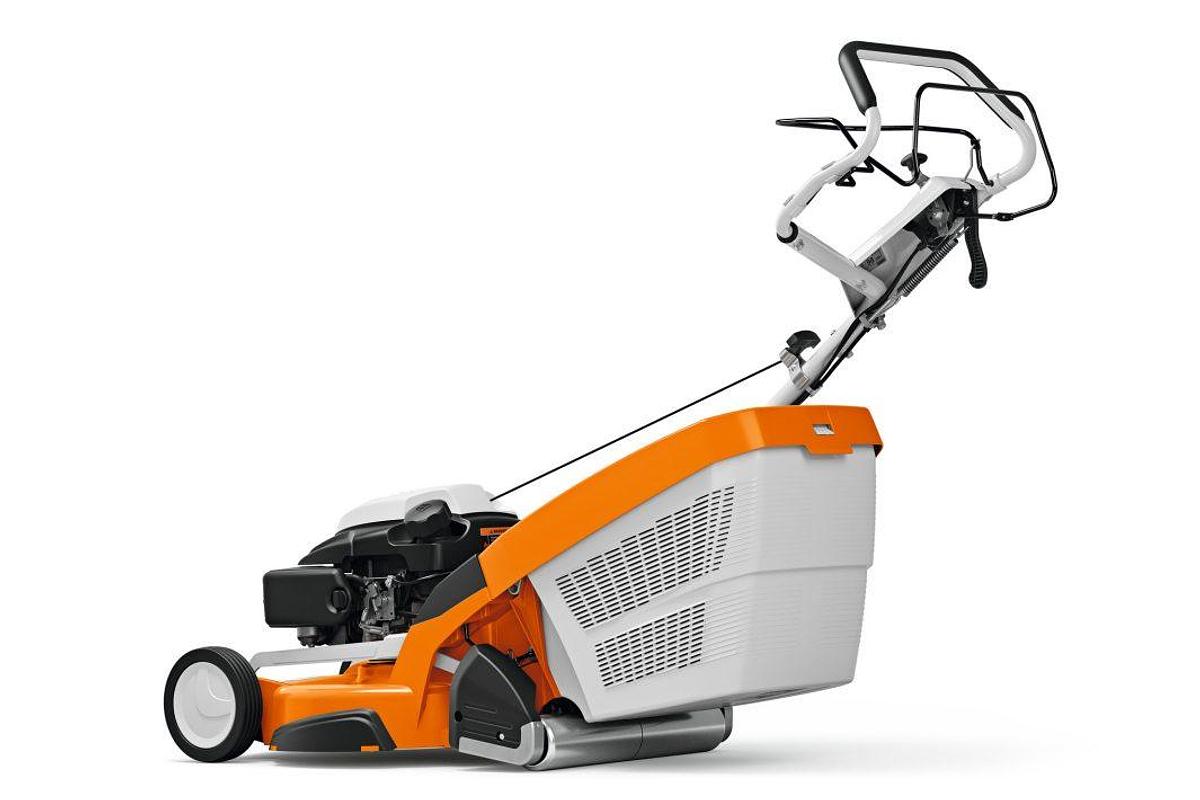 RM 655 RS Petrol Lawn Mower: 55 cm / 21.5" high-performance professional petrol lawn mower with rear roller