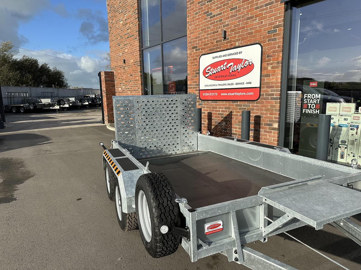 2026 Nugent 10x5 Plant Trailer with Ally Floor Beavertail and Mesh
