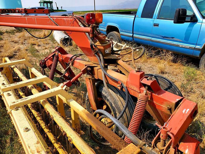 Used 2006 New Holland 216 Rake