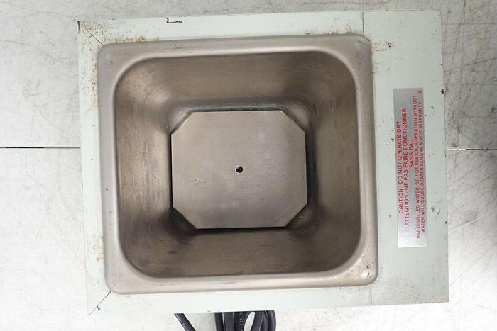 Used Curtin Matheson Scientific 213-116 Model B6557-11 Equatherm Water Bath