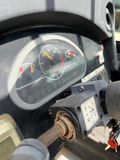 Used 2011 GENIE GTH-1056 TELEHANDLER