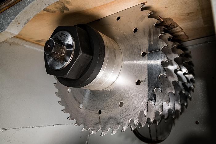 Northtech NT-GRS-300RF ROLL FEED GANG RIP SAW