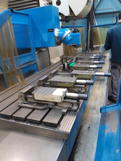 Utilisé Fraiseuse CN banc fixe Marque CME type FS-5