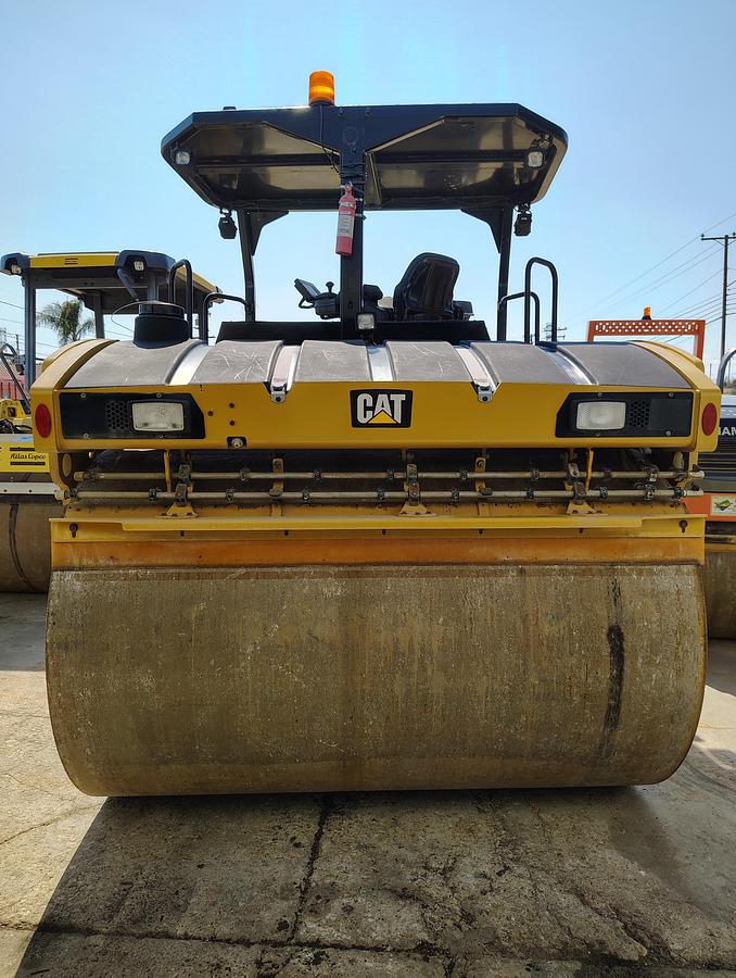 Used CAT CB-13