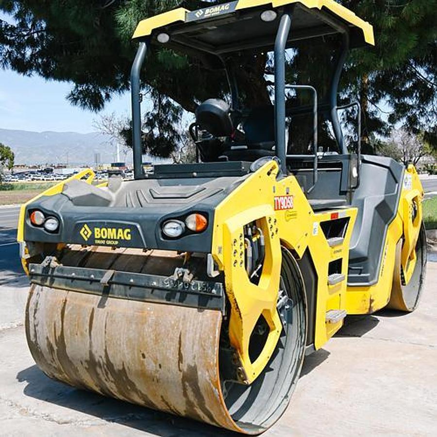 Used Bomag BW161AD-5