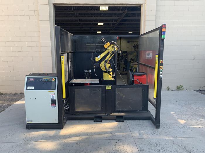 Used FANUC ARCMATE 100IB MIG WELDING CELL WITH RJ3iB CONTROLLER
