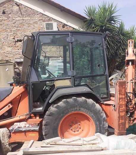 Usato Terna Gommata Fiat-Hitachi FT 700