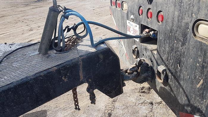 Used 1976 Gaymor 32' Doghouse / Office Trailer