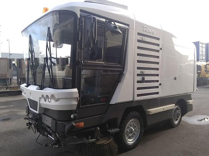 Gebruikt 2011 RAVO 530 ST