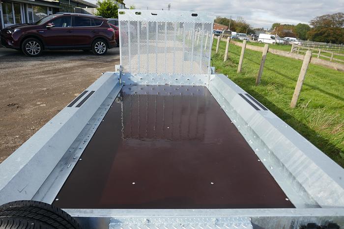 2020 TEMARED 3.5 TONNE 3 AXLE