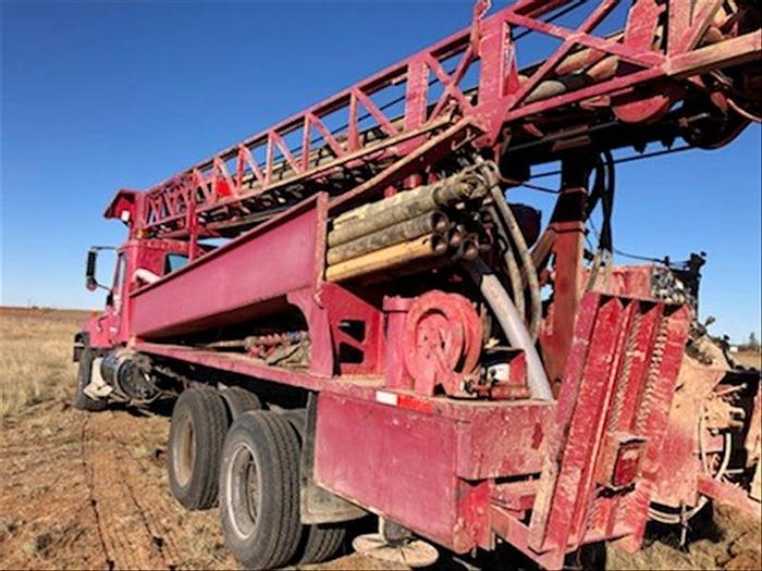 Used 2000 Ingersoll-Rand TH75W Drill Rig
