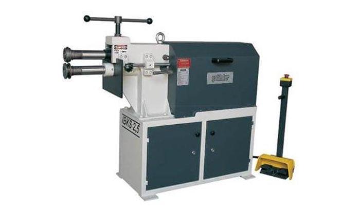 Uzma 2.5mm swaging machine