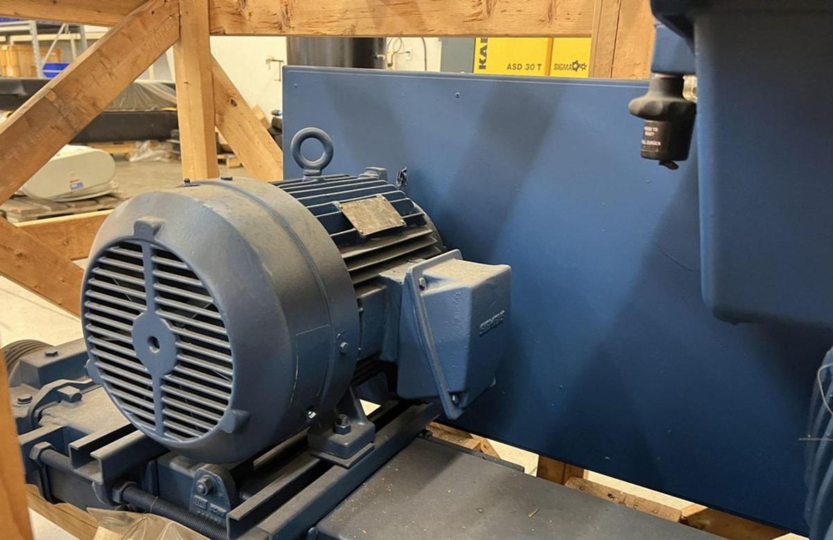 Aerzen GMA 11.4 Positive Displacement high Vacuum Blower with Base & Motor