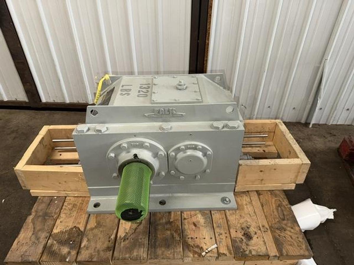 Refurbished Falk 385A-GR Gear Reducer 3.667 Ratio 400 HP Input Rpm 1185 Output Rpm 323.2