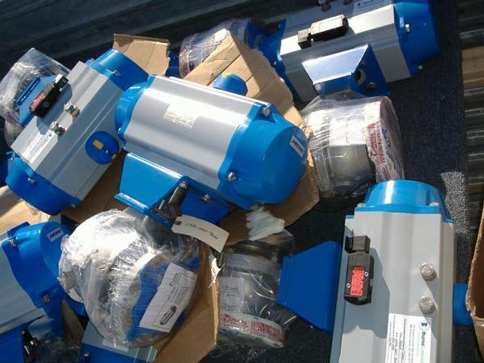 Used Jamesbury 4″ SS Actuated Ball Valves – NEW SURPLUS