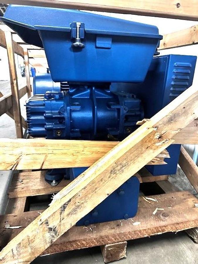 Aerzen GMA 12.5 Positive Displacement high Vacuum Blower with Base & Motor