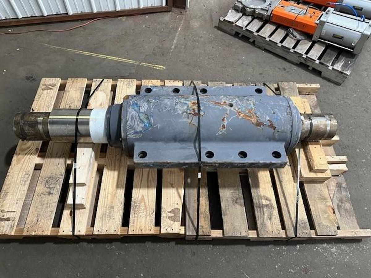 Refurbished Beloit 42-46 DD4000 Refiner Quill