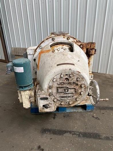 Used Beloit 26 inch DD3000 Refiner