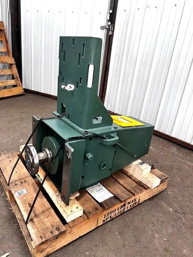 Lightnin Series 80 Model 81Q3 LHR Medium Torque Top Entry Mixer Ratio: 20.8