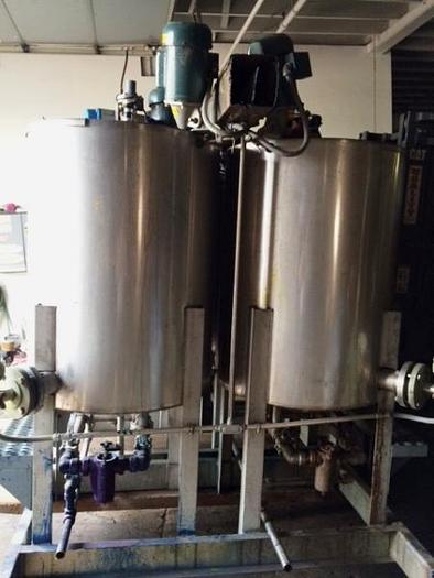 Used 150 Gallon SS Tanks for Color Kitchen System