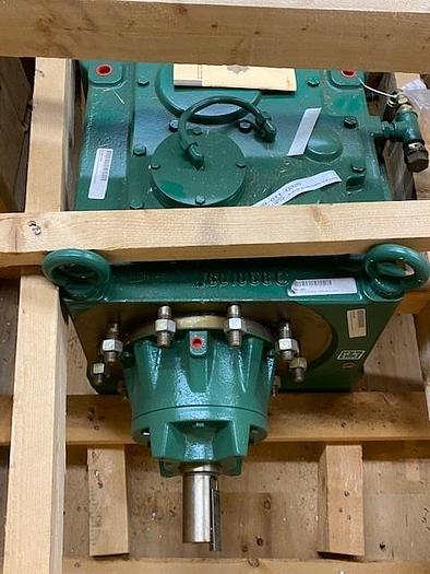 Metso Gear Reducer Model M3RVHF50 Helical Right Angle Gear Reducer Ratio 23.076:1