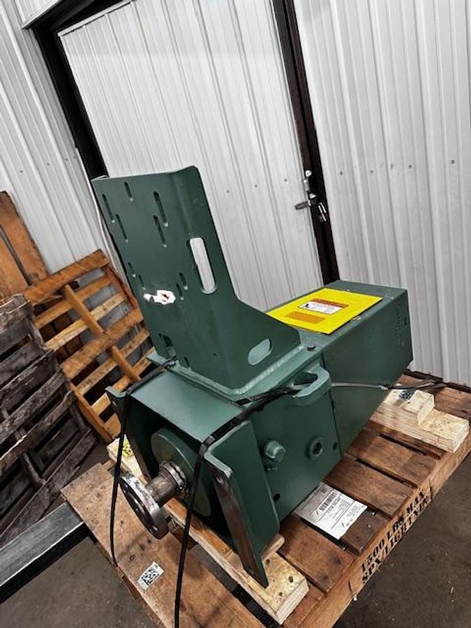 Lightnin Series 80 Model 81Q3 LHR Medium Torque Top Entry Mixer Ratio: 20.8