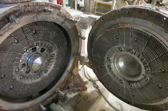 Used Beloit 24 inch DD4000 Refiner – SOLD!