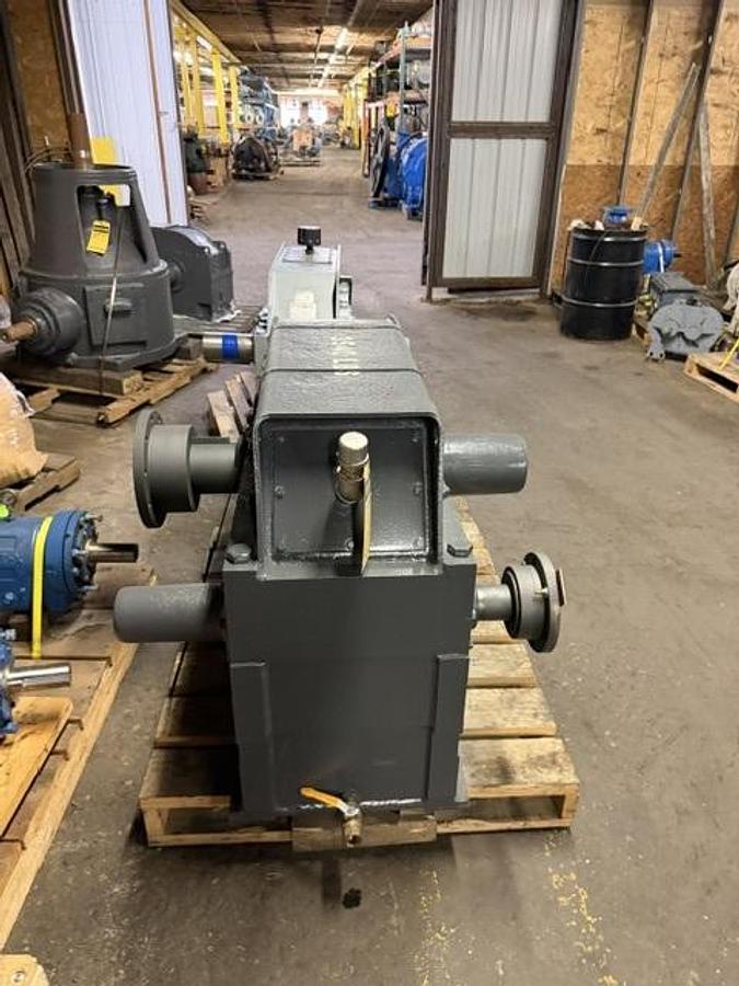 Refurbished Falk 2120Y2-LD Gear Reducer 8.499 Ratio 150 HP