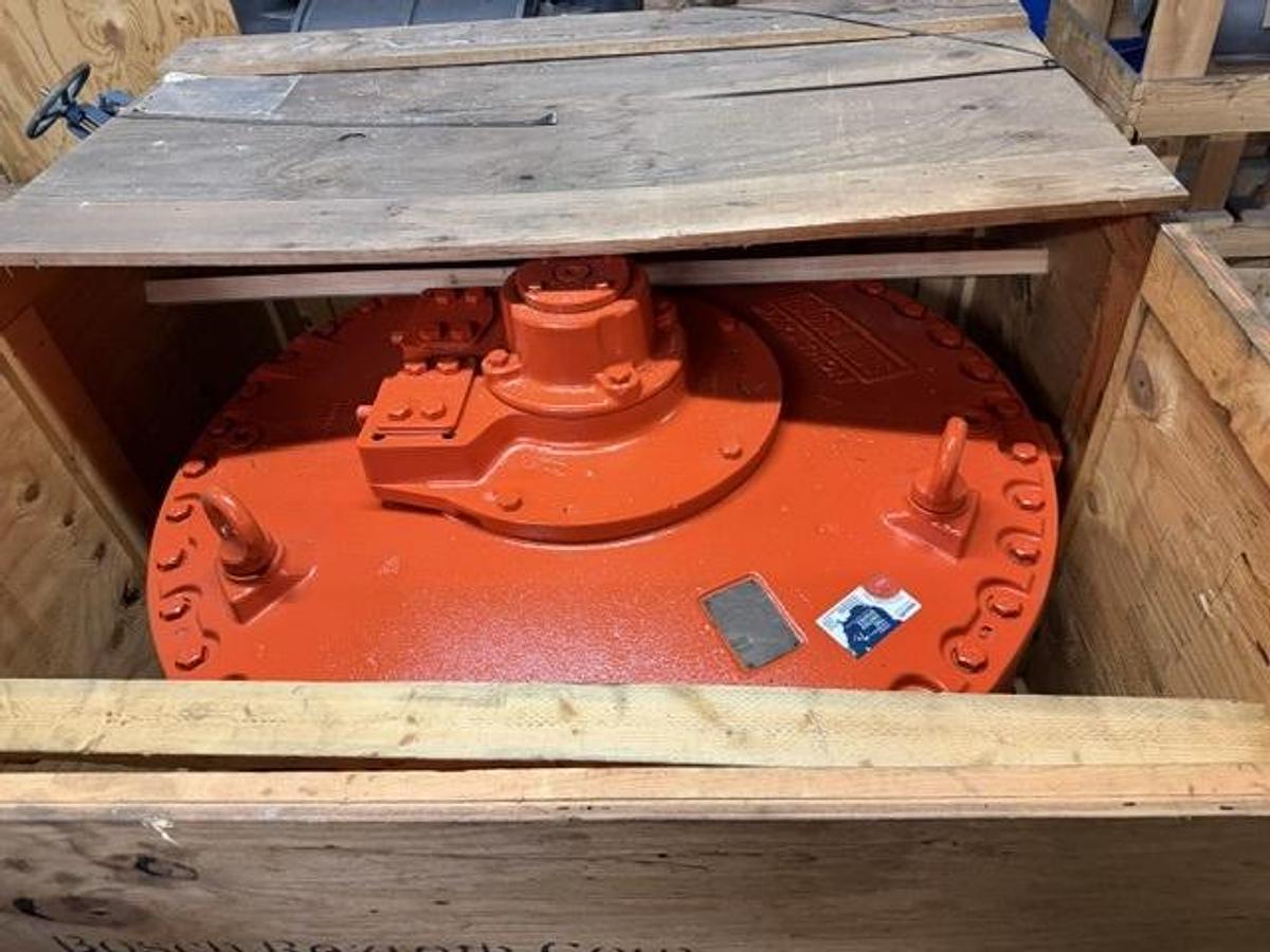 Refurbished Hagglunds MA 800 high‑torque, low‑speed radial piston hydraulic motor