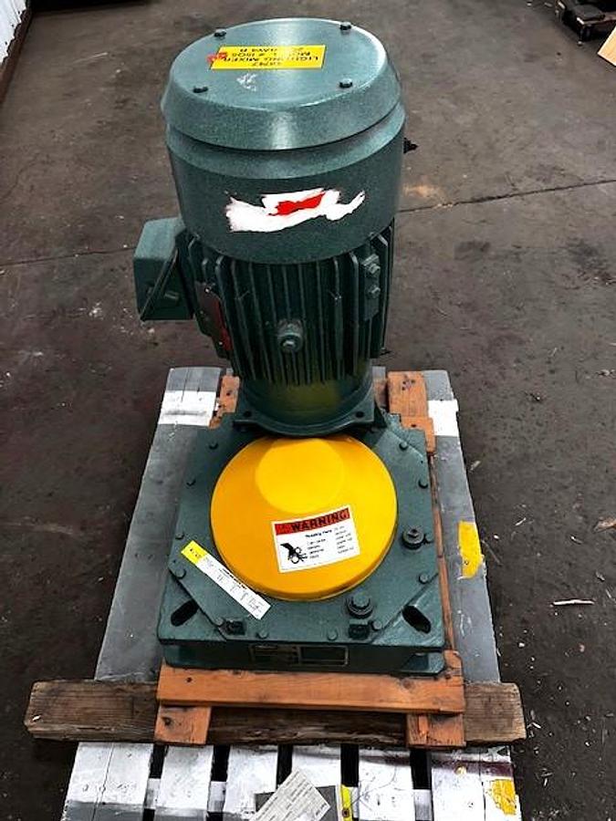 Lightnin Series 10 Model 15Q5 Top Mount Mixer Ratio 14.06