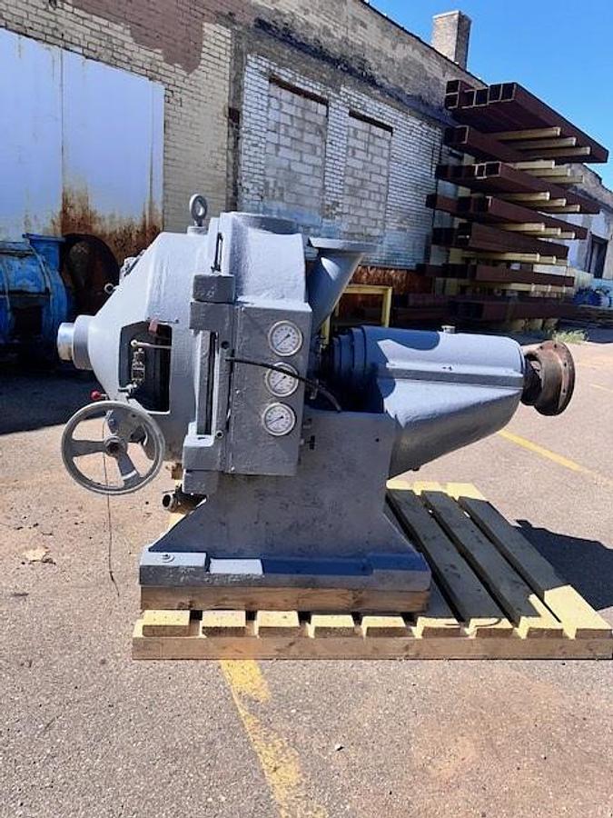 Refurbished Beloit 26-inch DD4000 Refiner with Splined Rotor (Recent Rebuild)