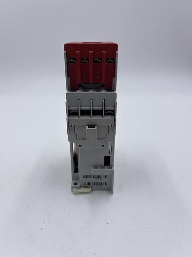 Used Allen-Bradley 700-CF310D* Ser A 100S-F Ser A