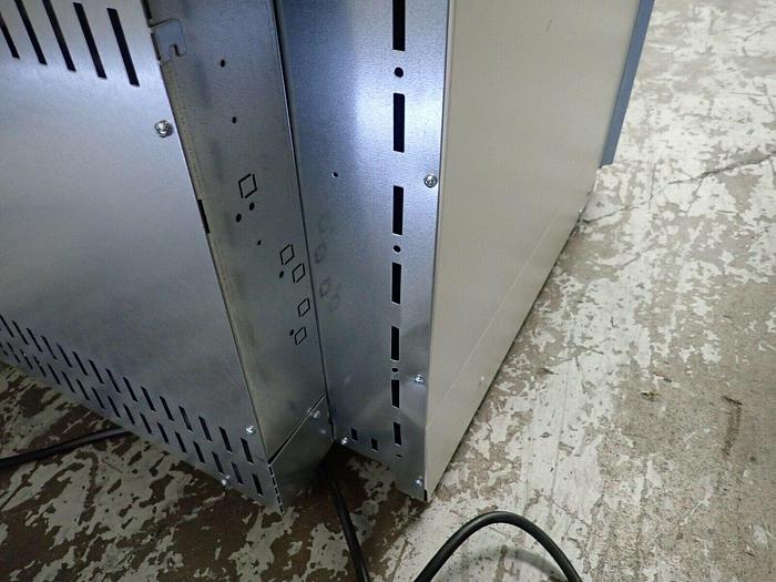 Used Thermo Electron VWR CO2 Air Jacketed Incubator Basic 10810-888