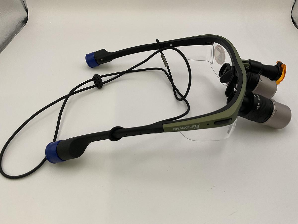 Used Orascoptic Dragonfly Pro Olive Eye Zoom Max in case