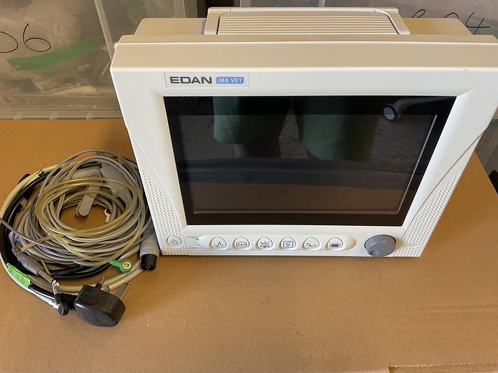 Used Edan Monitor with leads
