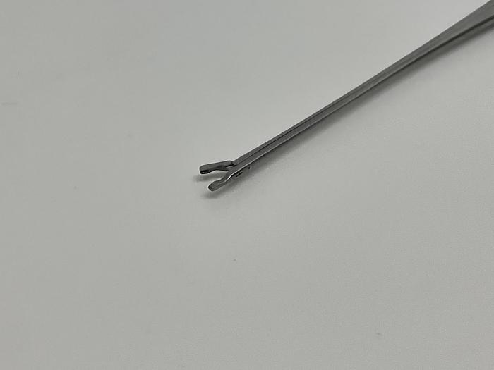 Micro Ear Forcep Oval Cups Delicate Straight Shaft 80mm