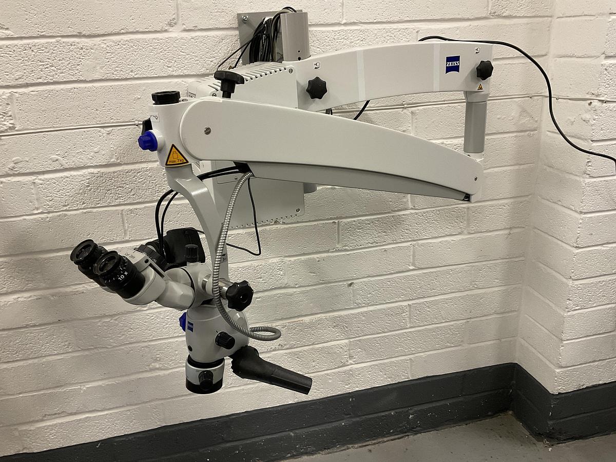 Used 2016 Carl Zeiss S100 OPMI PICO Wall Mount