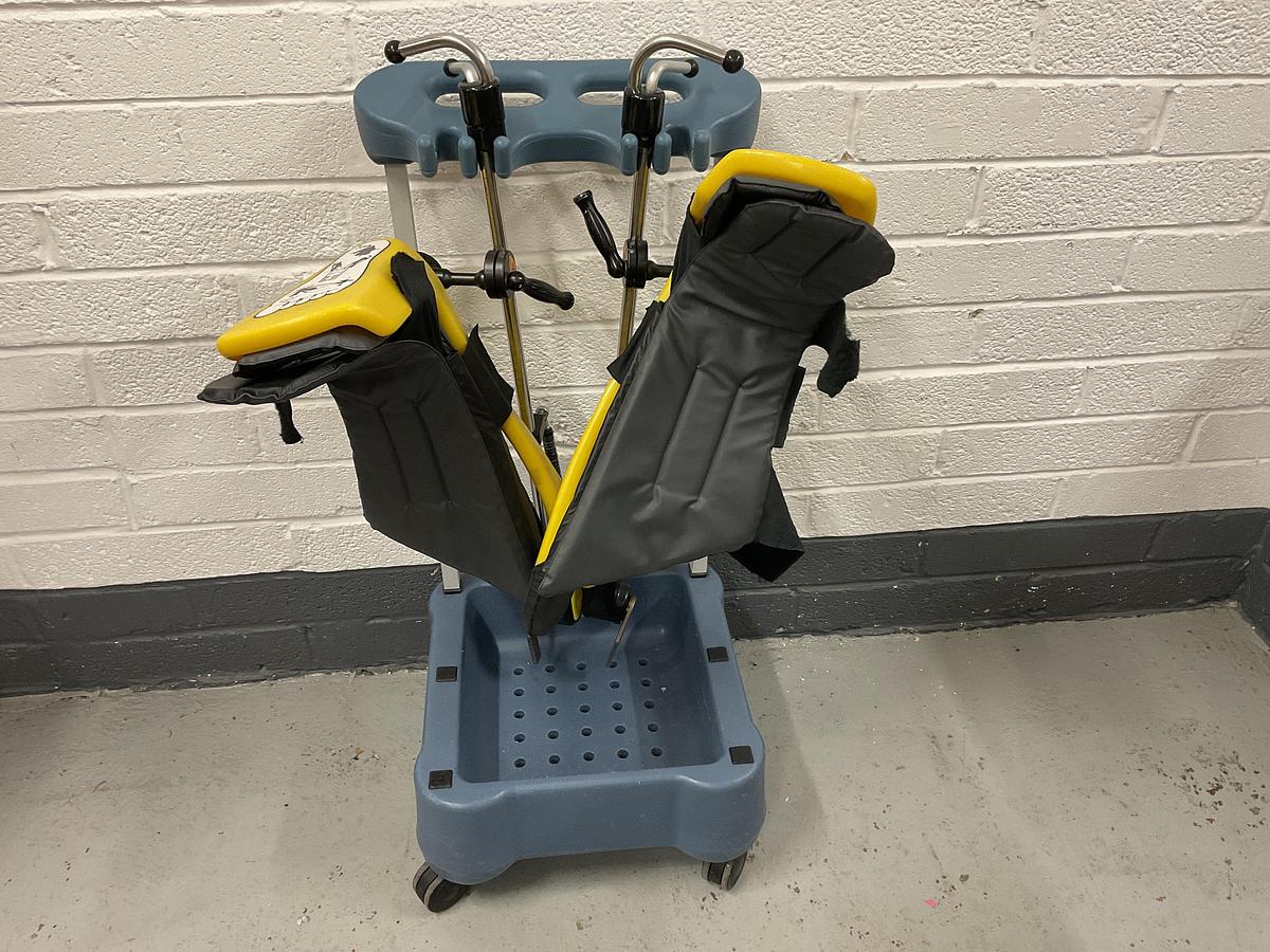 Used Allen Yellofins on trolley