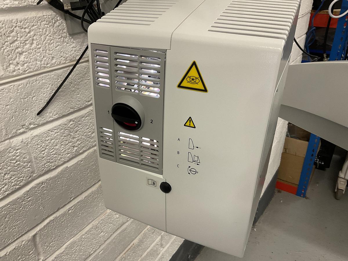 Used 2016 Carl Zeiss S100 OPMI PICO Wall Mount