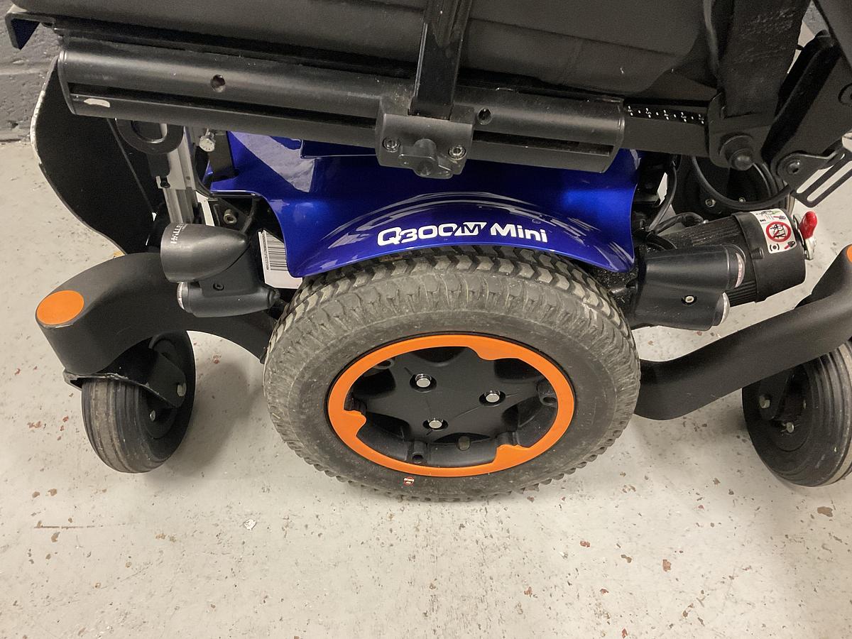 Used 2021 Sunrise Medical Quickie Q300 M Mini