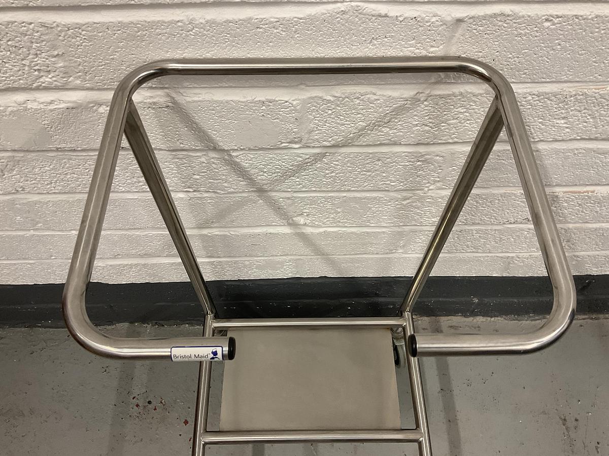 Used Bristol Maid Laundry 450 x 360mm