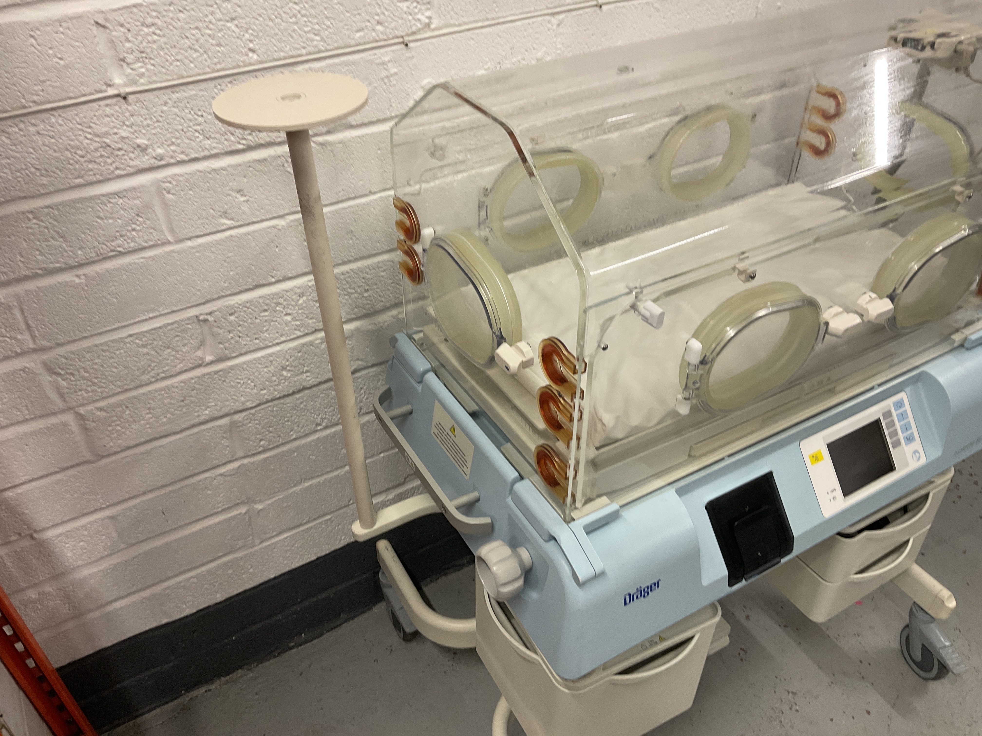 Used Draeger Baby Incubator Isolette 8000