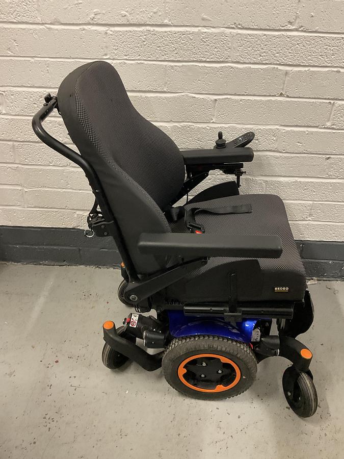 Used 2021 Sunrise Medical Quickie Q300 M Mini