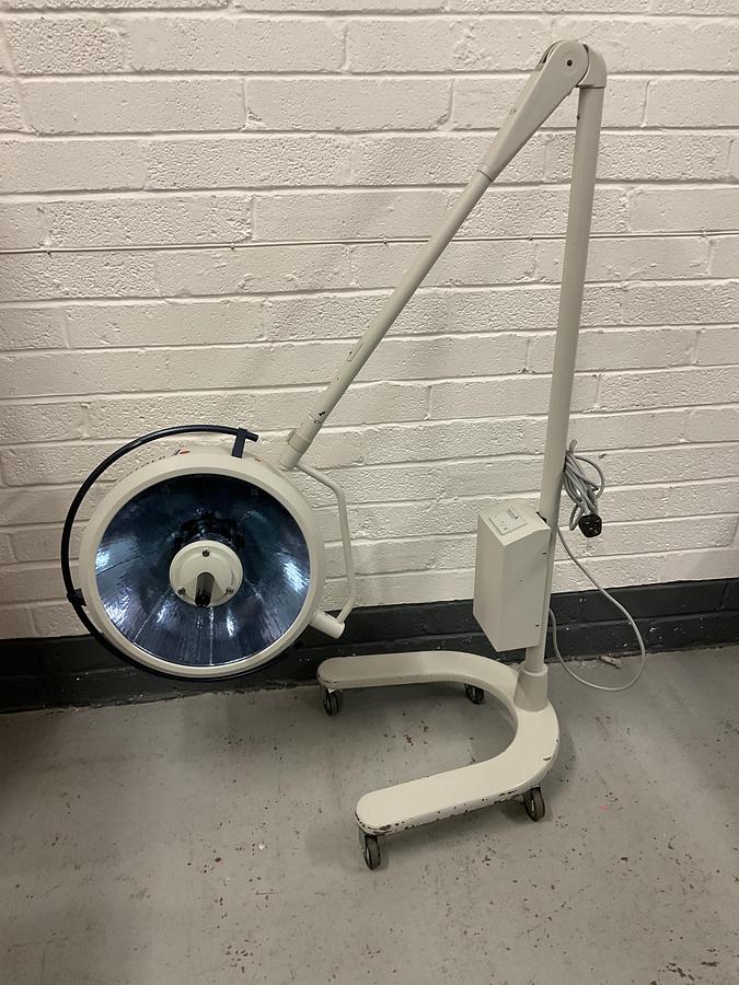 Used Berchtold D530 Mobile Light
