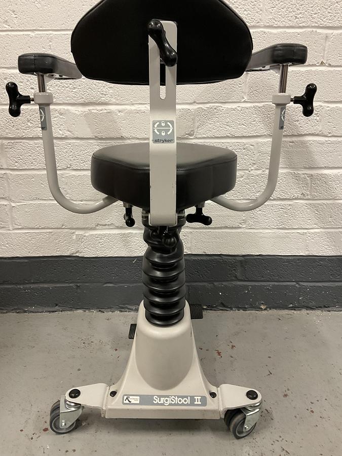 Used Stryker  830 Surgistool II