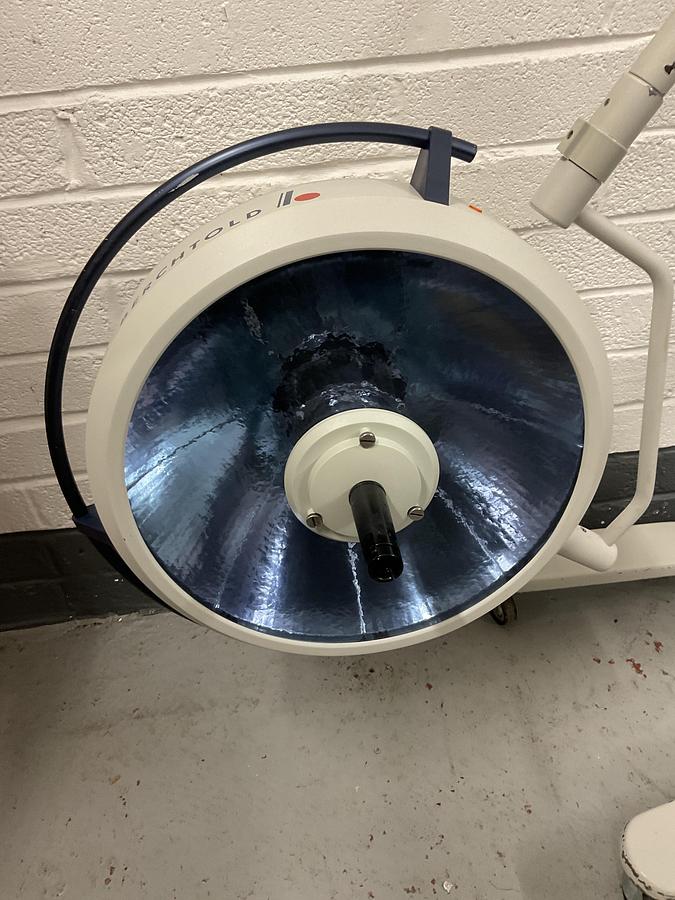 Used Berchtold D530 Mobile Light