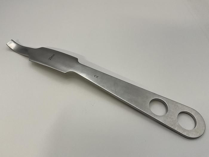 GB Medical Hohmann 25mm blade